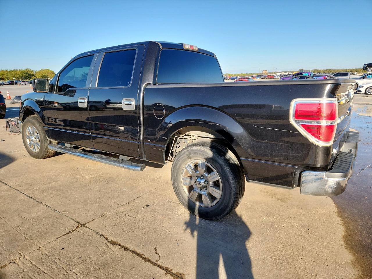 Ford F-150 Supercrew Image 5