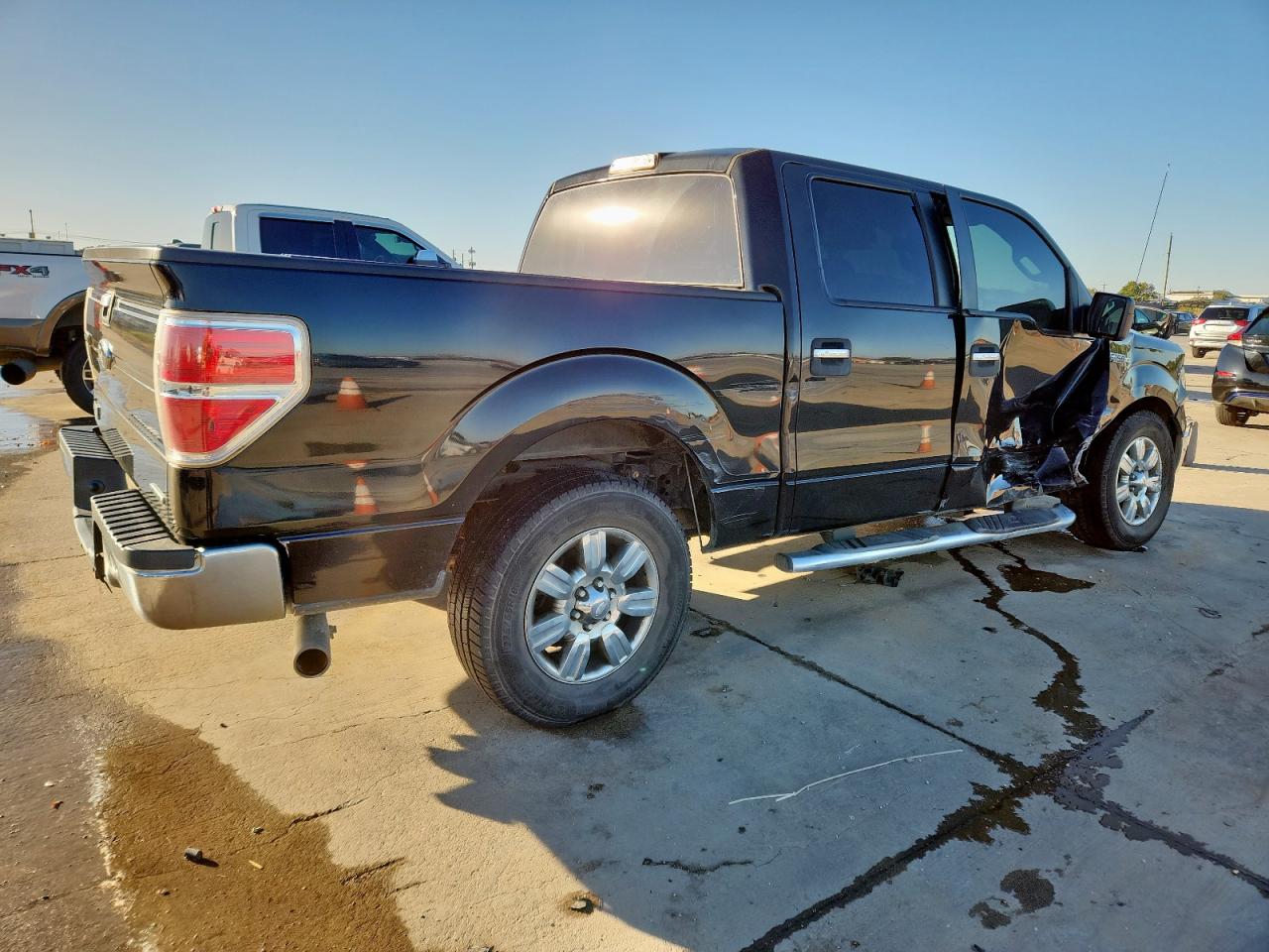 Ford F-150 Supercrew Image 2