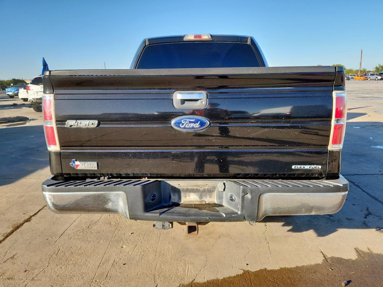 Ford F-150 Supercrew Image 4