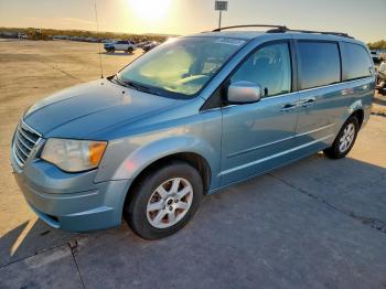  Salvage Chrysler Minivan