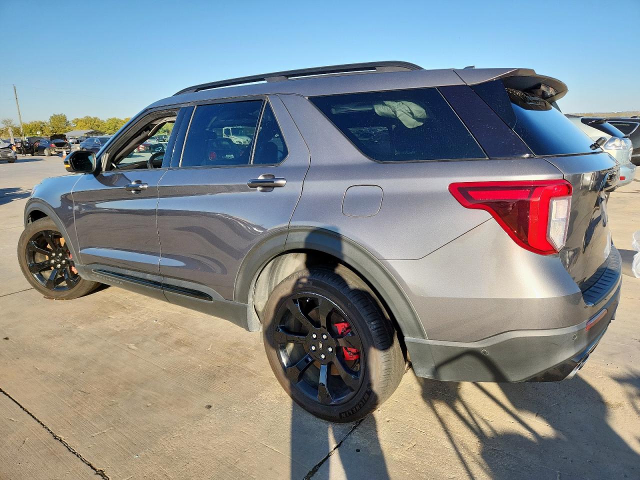 Ford Explorer St Image 5