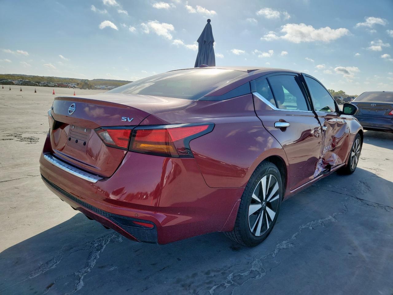 Nissan Altima Sv Image 2