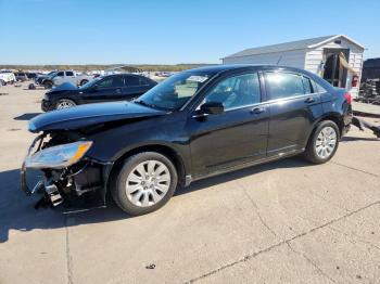  Salvage Chrysler 200