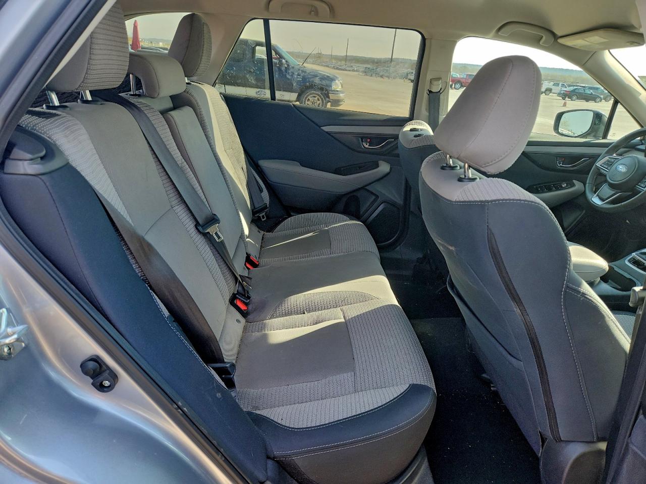 Subaru Outback Premium Image 11