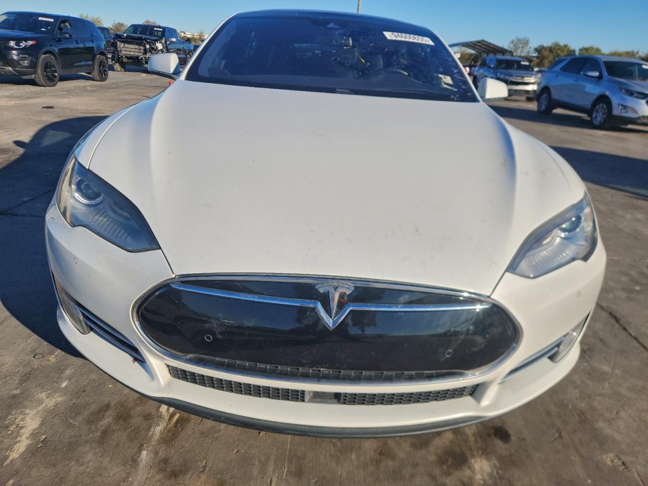 Tesla Model S Image 6