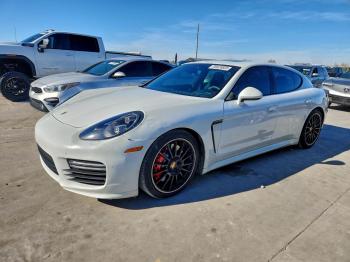  Salvage Porsche Panamera