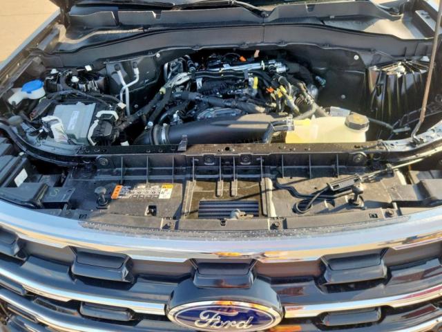 Ford Explorer Active Image 6