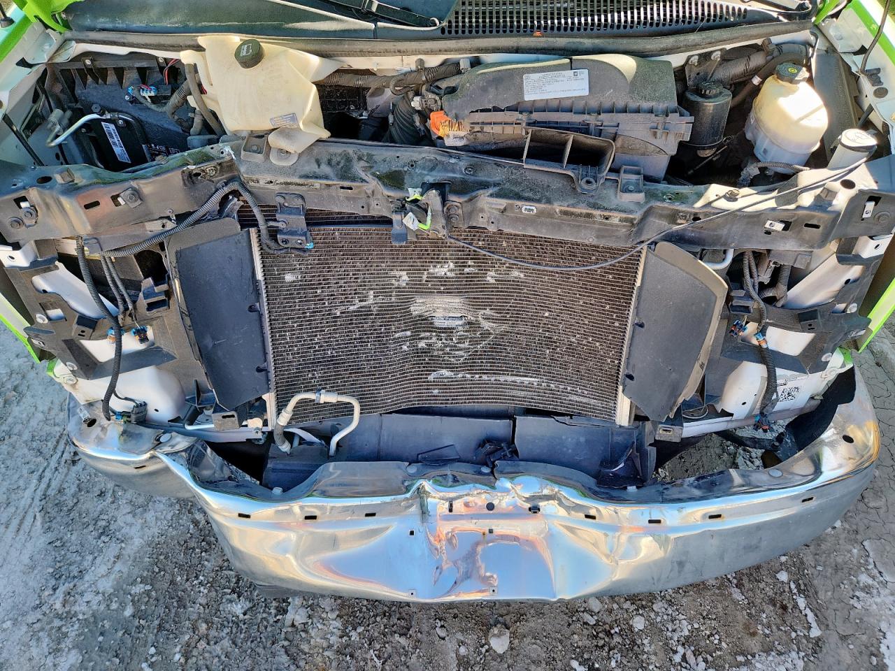 Chevrolet Express Image 11