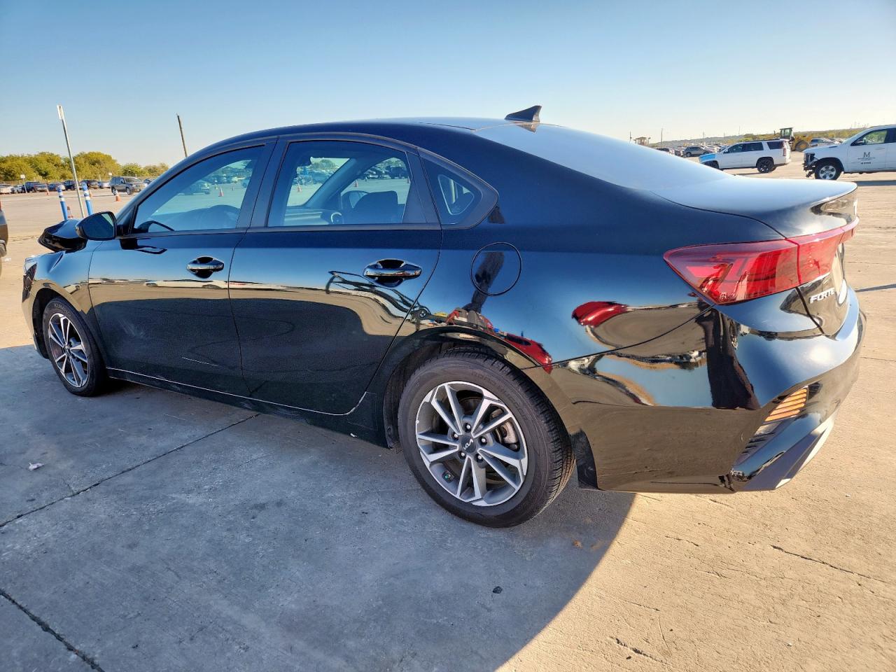 Kia Forte Lx Image 3