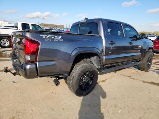 Toyota Tacoma Double Cab Image 3