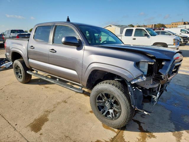 Toyota Tacoma Double Cab Image 7