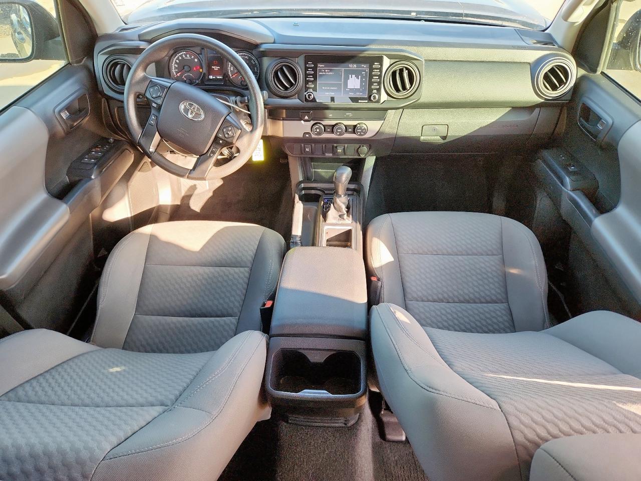 Toyota Tacoma Double Cab Image 2