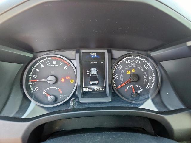 Toyota Tacoma Double Cab Image 10