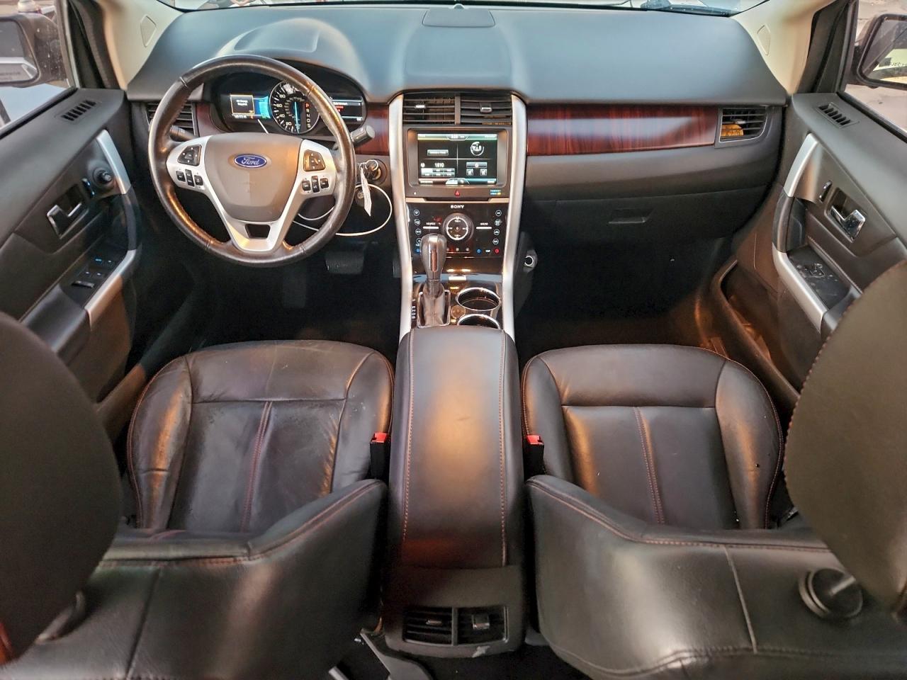 Ford Edge Limited Image 14