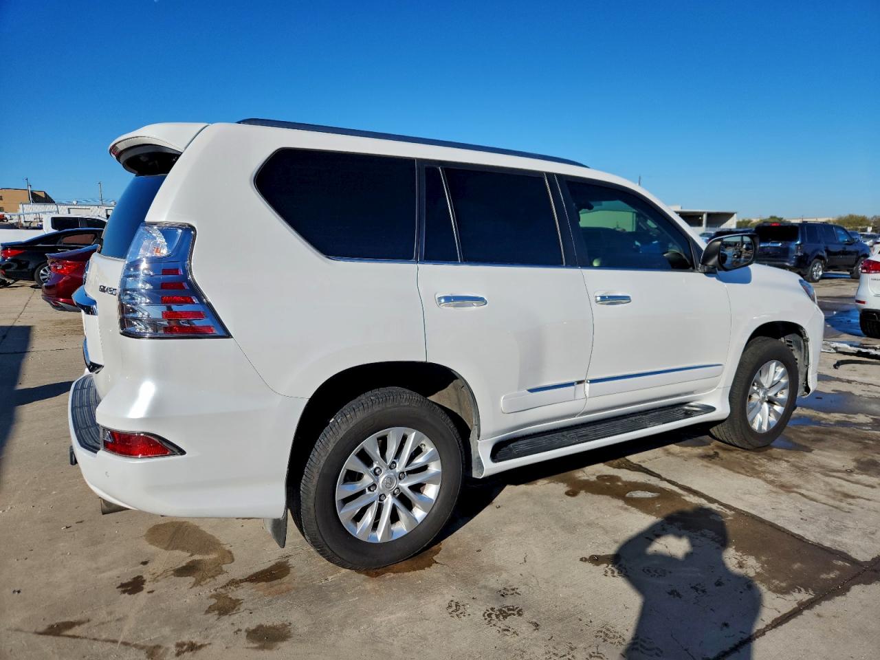 Lexus Gx 460 Image 2