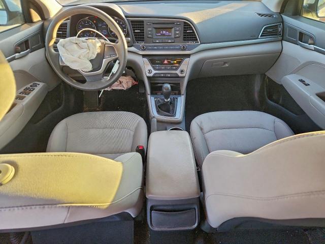 Hyundai ELANTRA Se Image 10