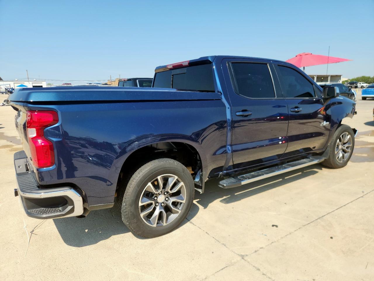 Chevrolet Silverado C1500 Lt Image 2