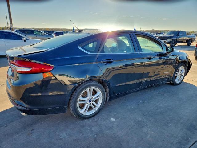 Ford Fusion S Hybrid Image 2