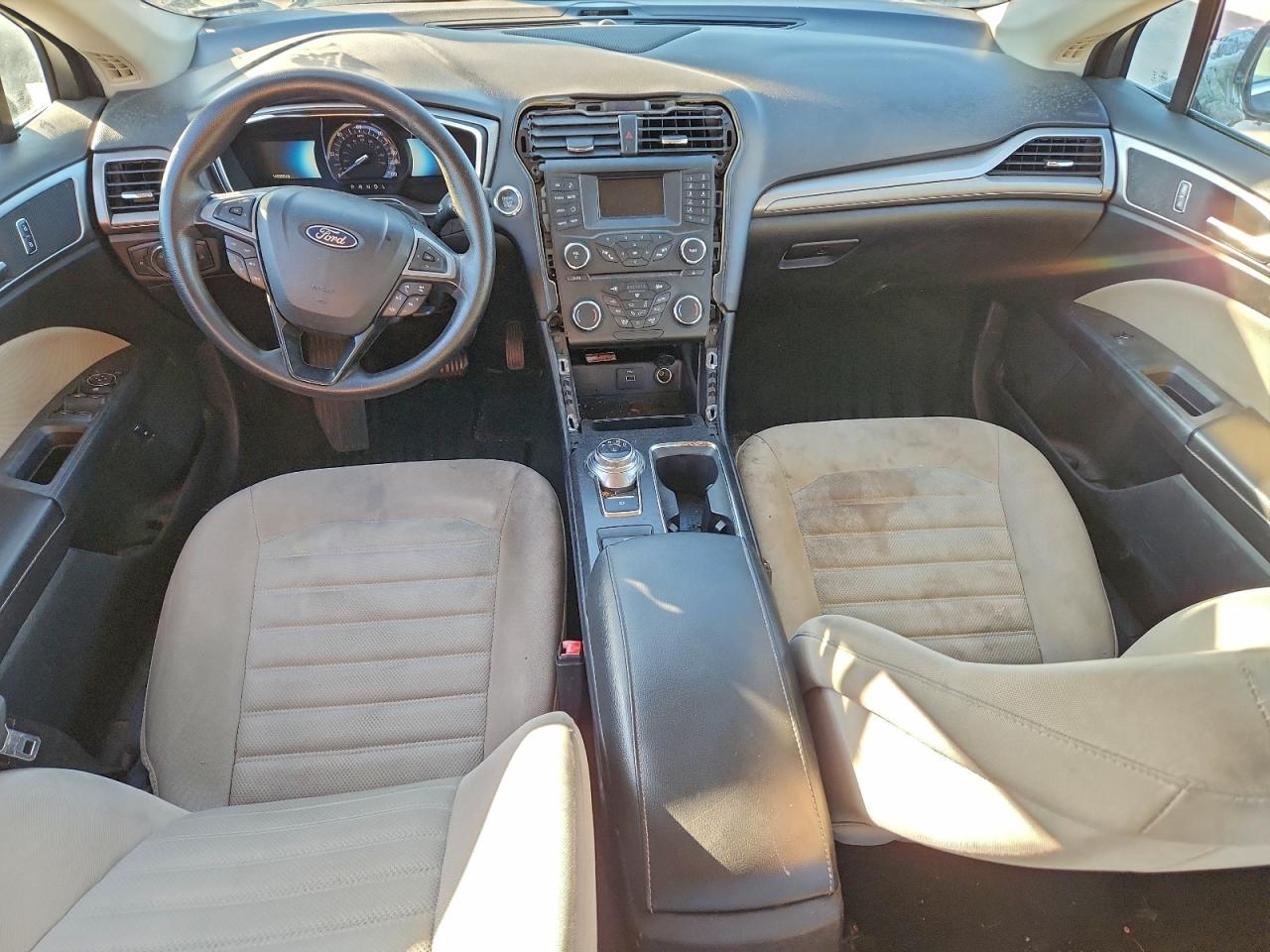 Ford Fusion S Hybrid Image 11