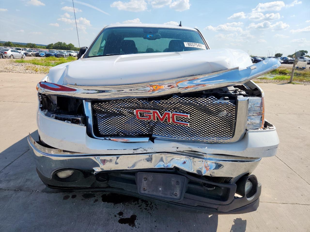 GMC Sierra C1500 Image 2