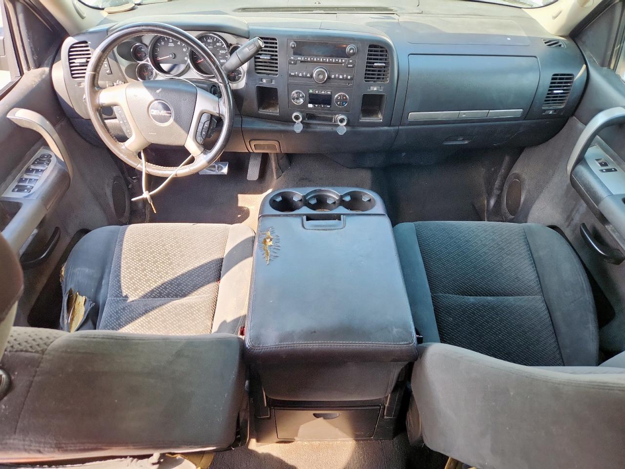 GMC Sierra C1500 Image 7