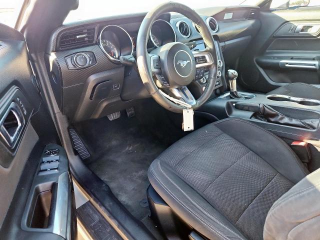 Ford Mustang Image 4