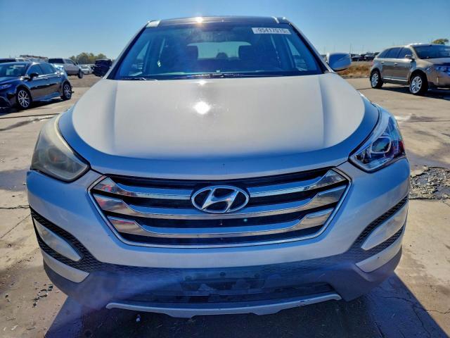 Hyundai SANTA FE Image 7