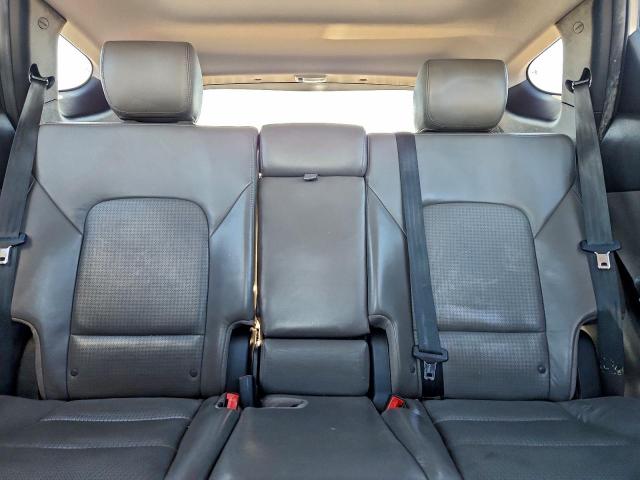 Hyundai SANTA FE Image 11