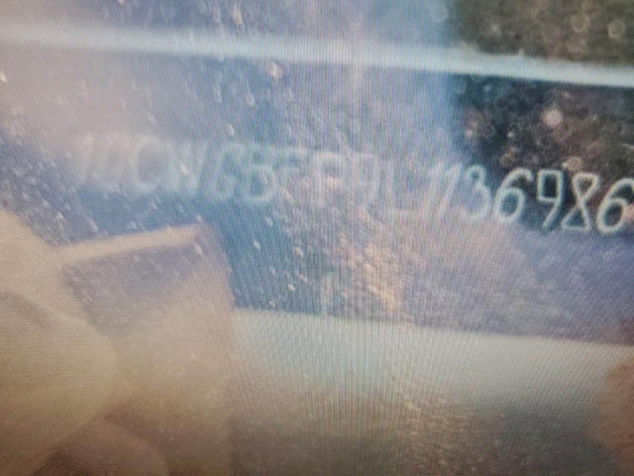 Chevrolet Express Image 9