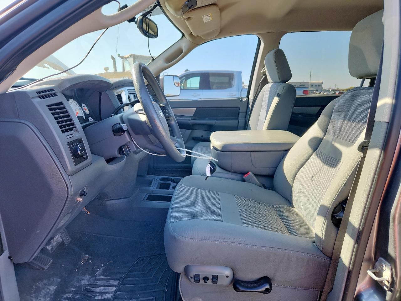 Dodge Ram 1500 Image 5