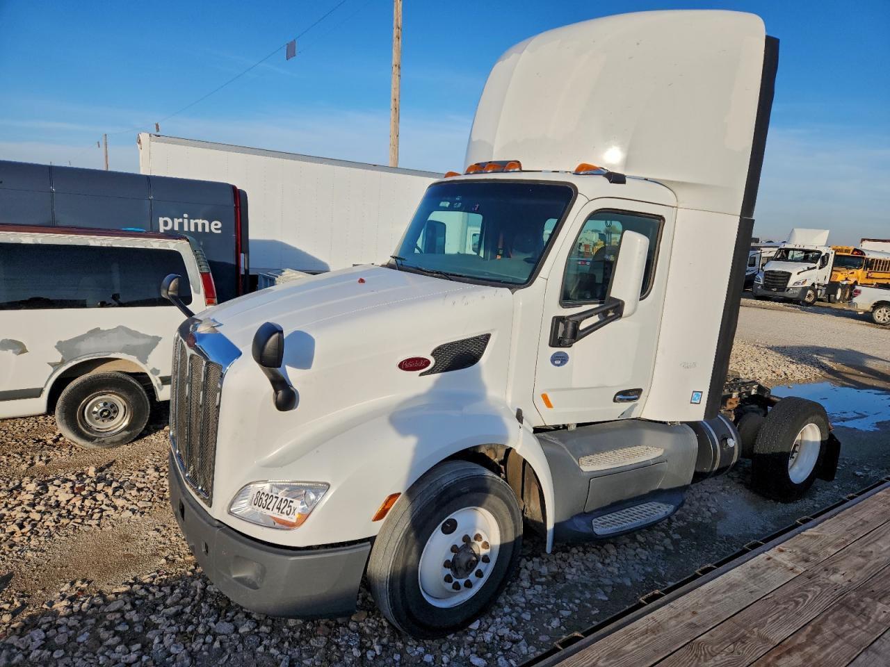 Peterbilt 579 Image 2