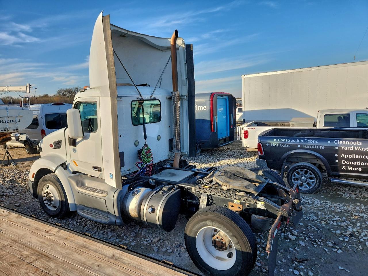 Peterbilt 579 Image 8