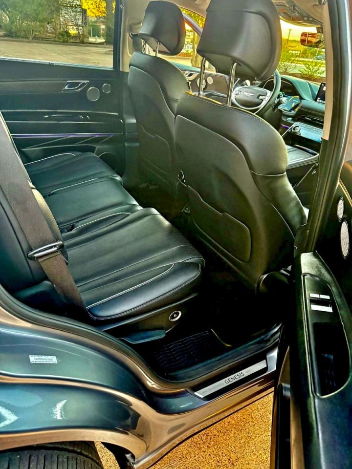 Genesis GV80 Base Image 6