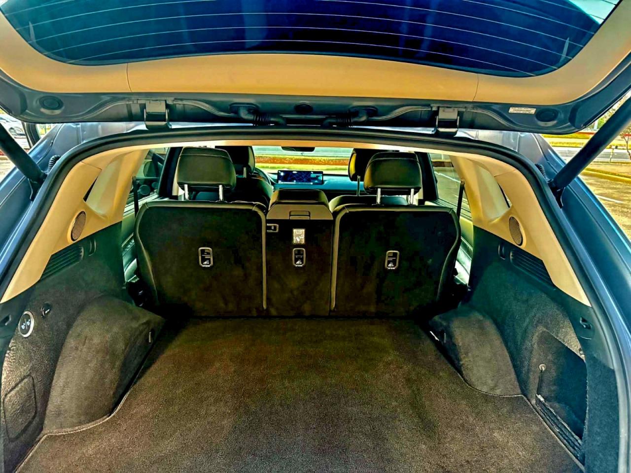 Genesis GV80 Base Image 7