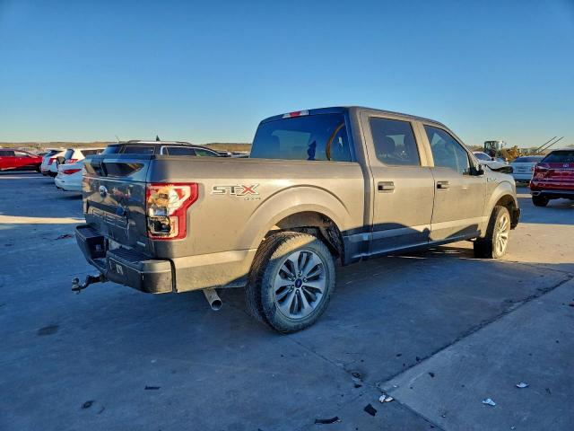 Ford F-150 Supercrew Image 11