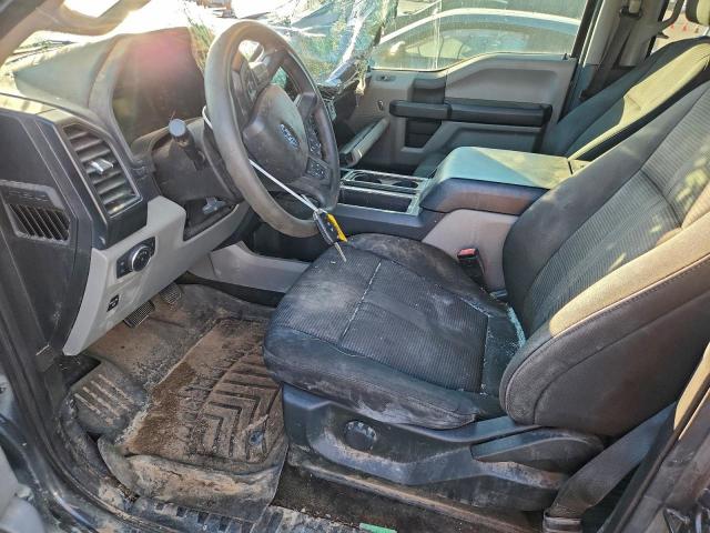 Ford F-150 Supercrew Image 8