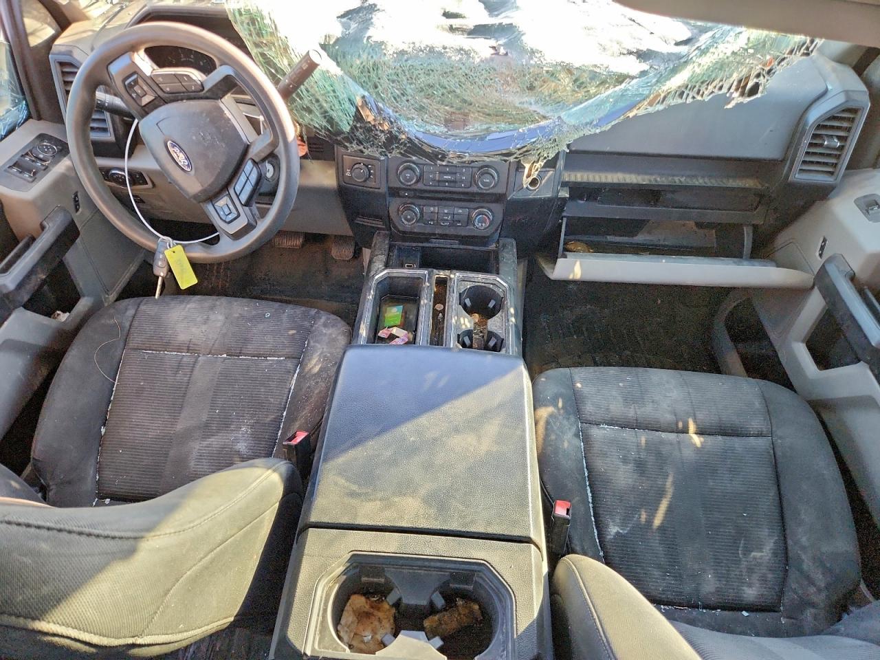 Ford F-150 Supercrew Image 12