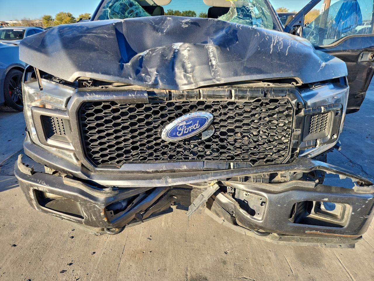 Ford F-150 Supercrew Image 10