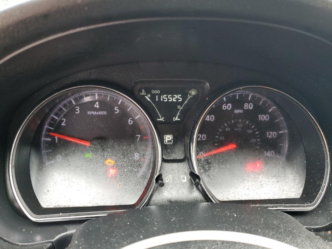 Nissan Versa S Image 8