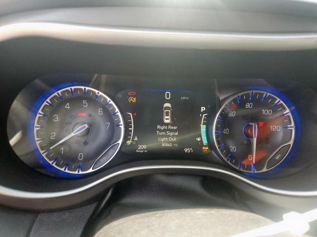 Chrysler Pacifica Touring L Image 11