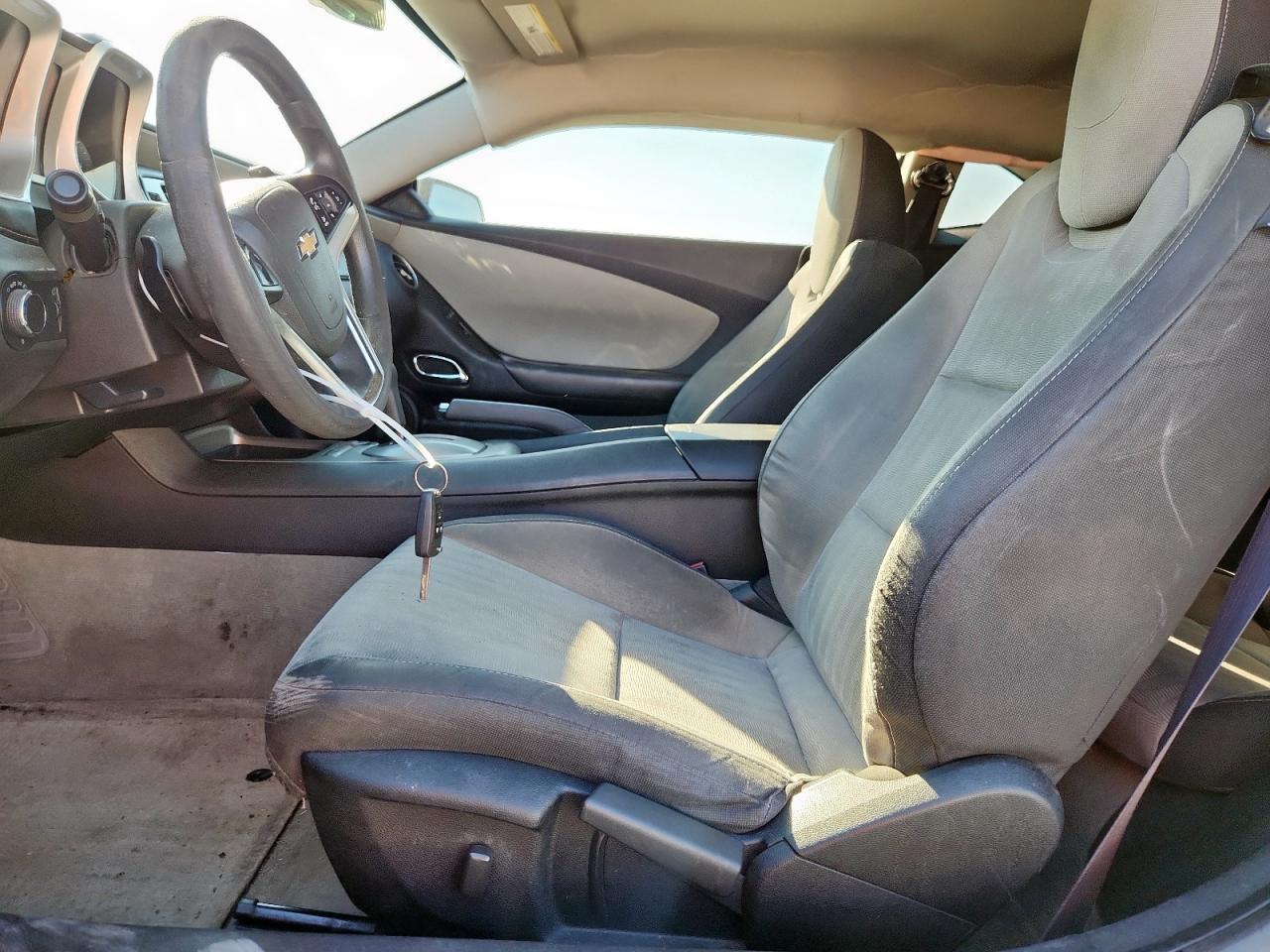 Chevrolet Camaro Ls Image 5