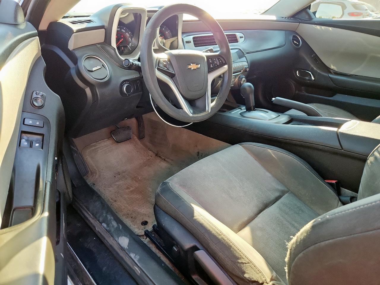 Chevrolet Camaro Ls Image 2