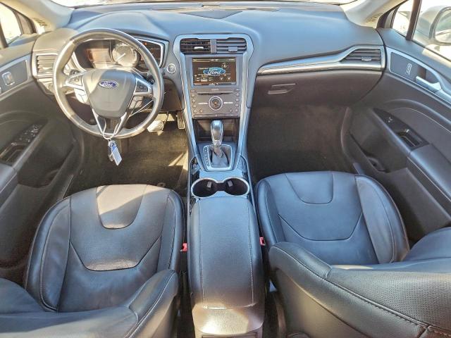 Ford Fusion Titanium Image 11