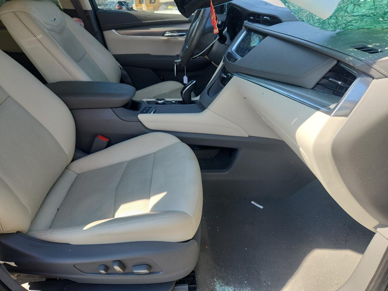 Cadillac XT5 Premium Luxury Image 6