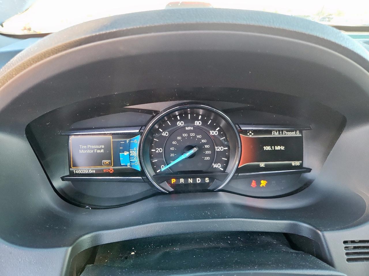 Ford Explorer Limited Image 2