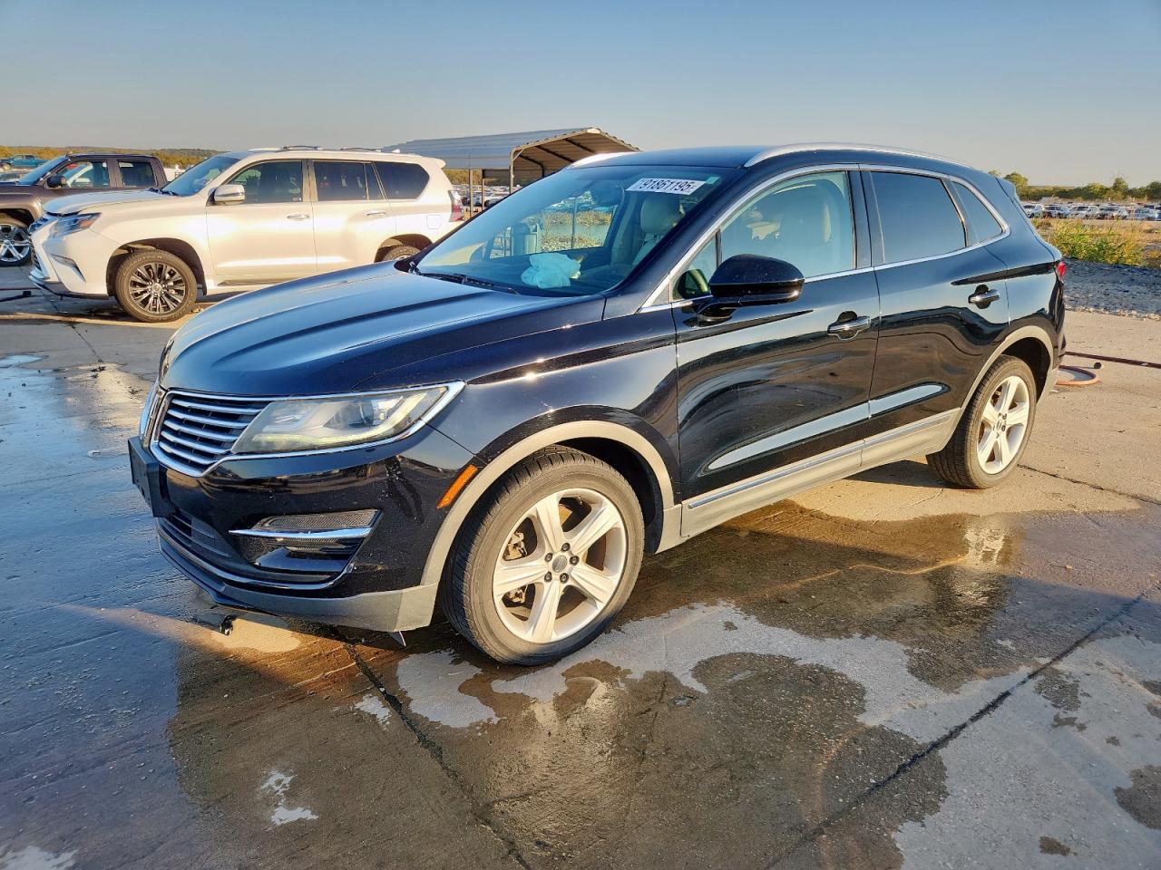 Lincoln MKC Premiere Image 1