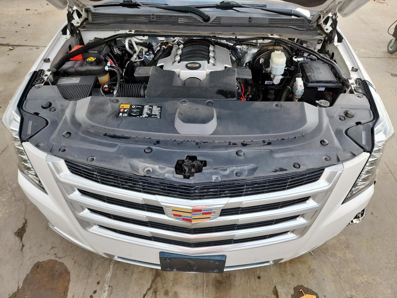 Cadillac Escalade Esv Luxury Image 11