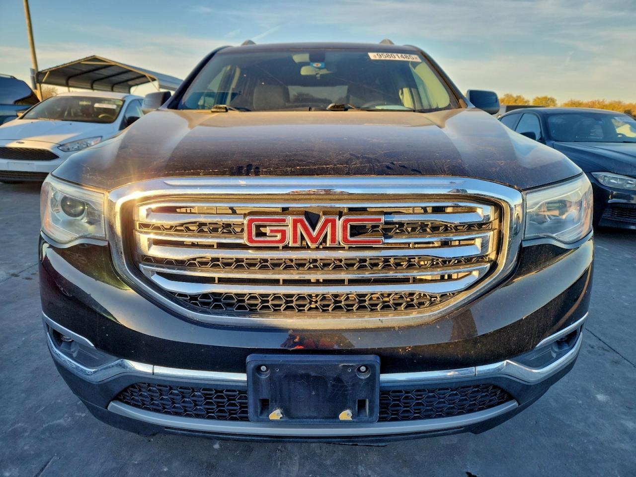 GMC Acadia Sle Image 2