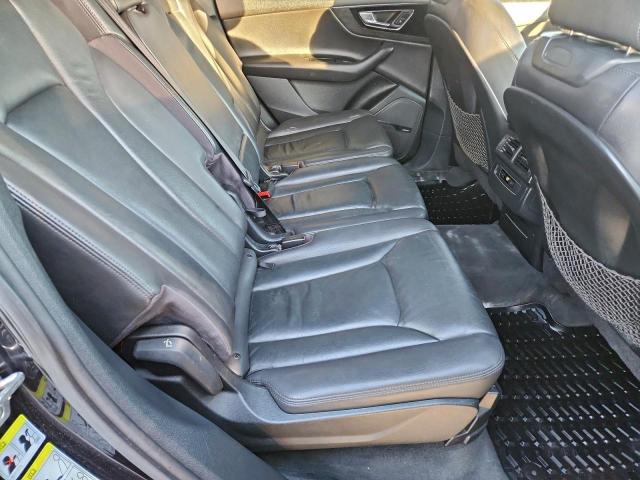 Audi Q7 Premium Plus Image 8
