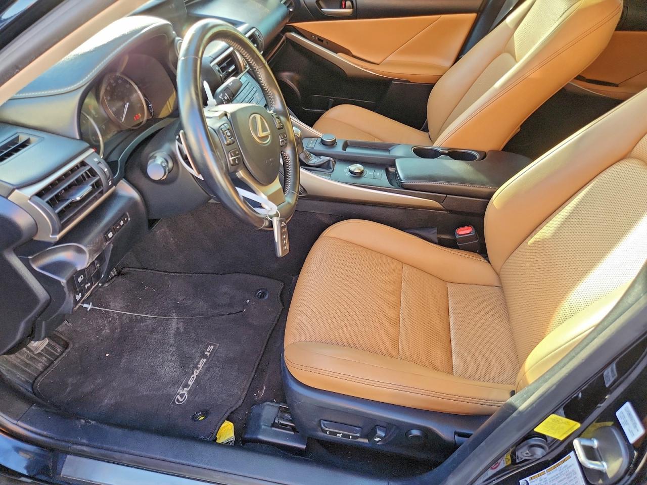 Lexus Is 300 Image 4